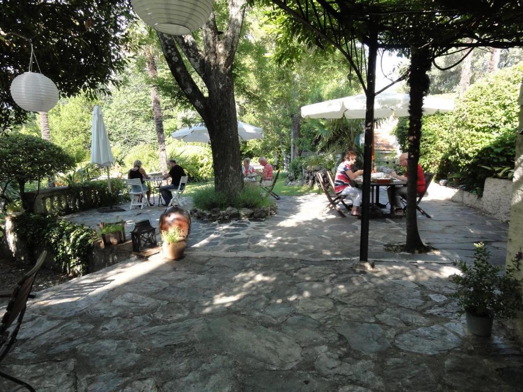 Les Montades Chambres D'Hotes Anduze Exterior photo
